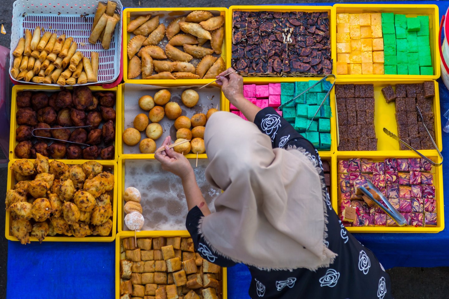 Cara Cepat Ketahui Zat Pewarna di Makanan