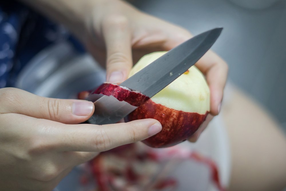 Kulit Buah, Dimakan atau Dikupas lalu Dibuang?