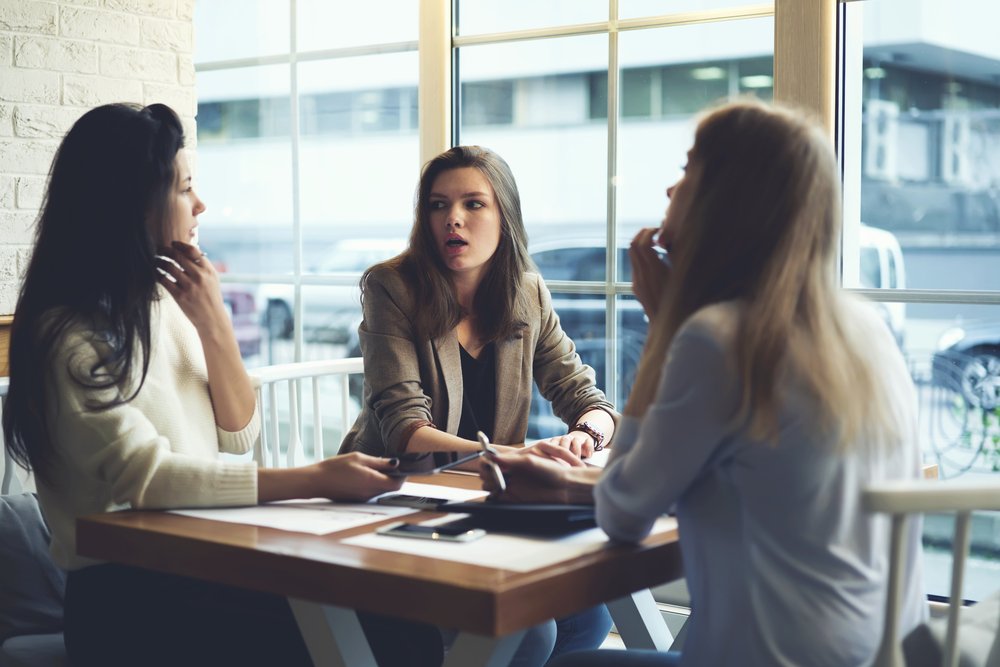 5 Cara Menciptakan Hubungan Sehat dengan Rekan Kerja