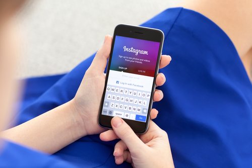 Kecanduan Instagram? Coba Trik Ini Untuk Mengatasinya