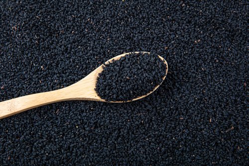 6 Manfaat Habbatussauda untuk Kesehatan Tubuh