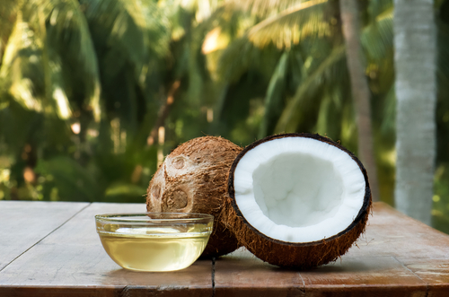 manfaat minyak kelapa mencegah osteoporosis