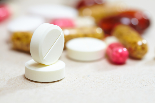 obat pengencer darah bisa menyebabkan mimisan