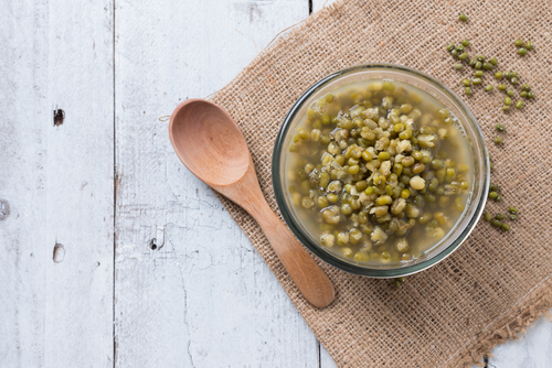 manfaat kacang hijau menurunkan resiko kehamilan            