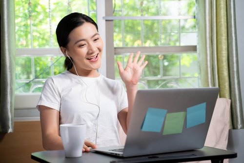 Komunikasi Efektif Saat Working from Home (WFH)