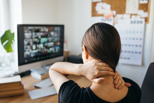 Tips Peregangan untuk Bekerja dari Rumah