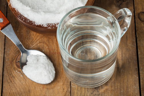cara meredakan batuk dengan air garam