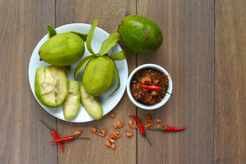 manfaat buah kedondong untuk pencernaan     