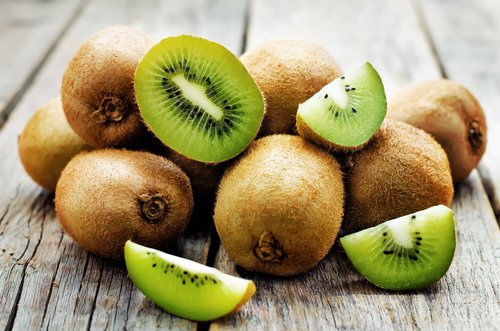 Manfaat Buah Kiwi Bagi Kesehatan dan Kecantikan Kulit