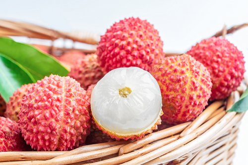 8 Manfaat Leci untuk Kesehatan, Apa Saja? 