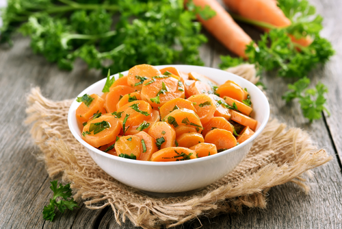 kandungan nutrisi wortel vitamin dan mineral