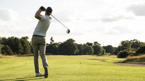 Tips Mencegah dan Mengatasi Cedera pada Olahraga Golf