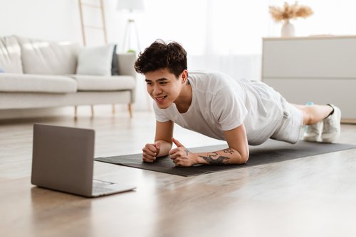 17 Tips untuk Memaksimalkan Olahraga Virtual di Rumah