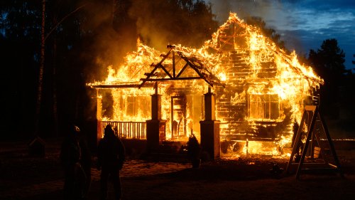 8 Tips Mencegah Kebakaran di Rumah