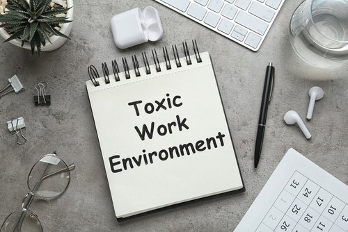 Tips Mengatasi Toxic Workplace