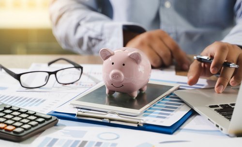 Usia 40-an Belum Punya Tabungan? Tips Praktis Pengelolaan Keuangan untuk Siapkan Dana Pensiun