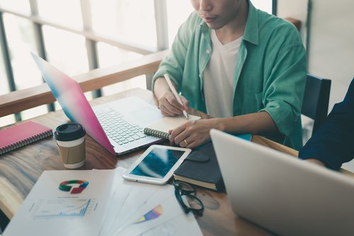 Cara Bijak Menggunakan Kartu Kredit Saat Berbelanja