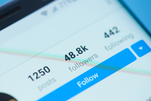 Tambah jumlah followers agar jualan di instagram bisa lebih laris