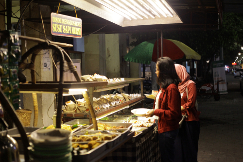usaha angkringan
