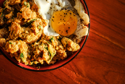 usaha makanan kekinian salted egg chicken