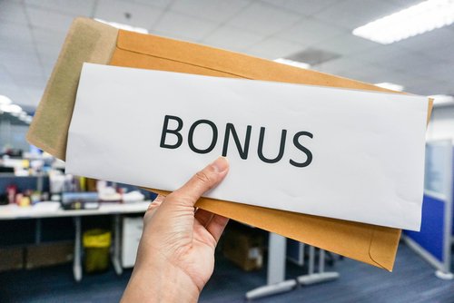 Tips dan Cara Memperhitungkan Bonus Tahunan