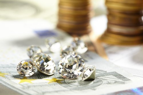 Cara dan Saat yang Tepat Investasi Berlian agar Tidak Rugi