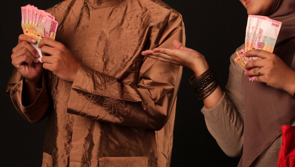 Cara Bijak Mengatur Uang THR Saat Pandemi