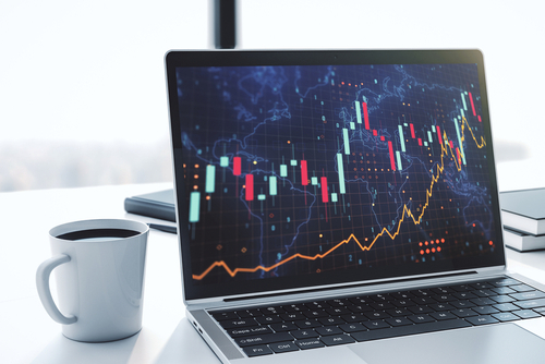 Perbedaan investasi dan trading 