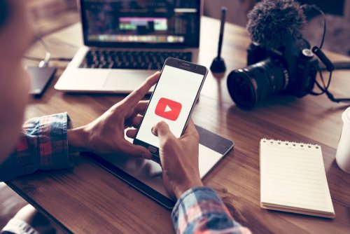9 Cara Menjadi YouTuber dari Nol Hingga Bisa Sukses