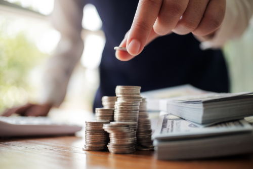 perbedaan investasi dan menabung dari segi fungsi