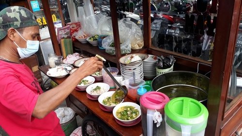 Kehangatan Pembawa Cuan, Ini Tips Memulai Usaha Soto Ayam