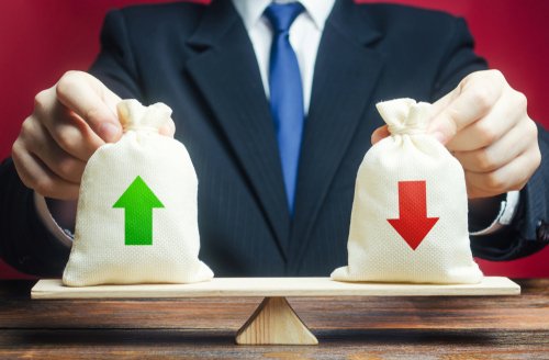 Surplus Neraca Perdagangan