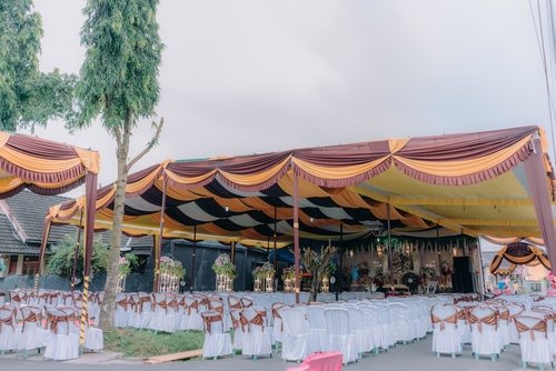Tertarik Bisnis Sewa Tenda dan Sound System? Ini Dia Triknya!