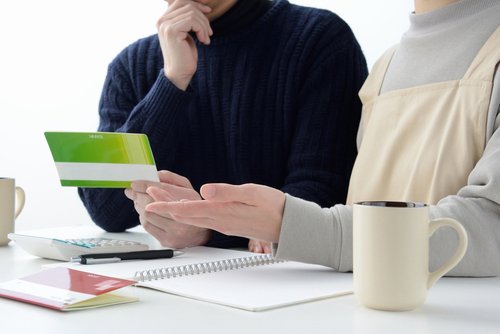 Tips Menjaga Keuangan Keluarga Agar Tidak Boros