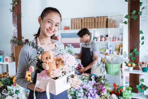 Biar Laris Manis, Simak Cara Pilih Jenis Kemasan yang Paling Cocok Yuk!