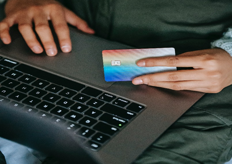 Waspada Beli Barang Pre-Order, Belajar dari Kasus Penipuan Iphone Si Kembar Rihana dan Rihani