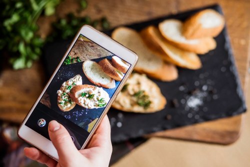 Strategi Roti Aoka Kembalikan Loyalitas Pelanggan Saat Bisnis Terkena Isu Miring