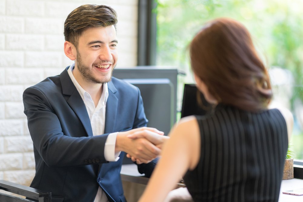 Memahami Perbedaan Customer Journey antara B2C dan B2B