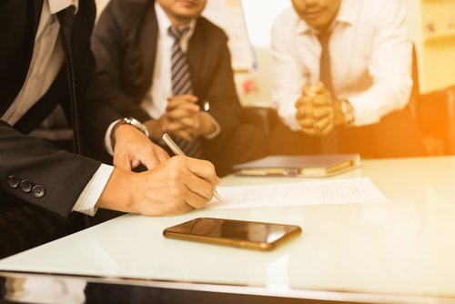 Pentingnya NDA untuk Menjaga Finansial Perusahaan Anda