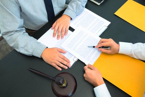 Tips Hadapi Somasi dalam Bisnis