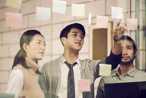 Perang Iran-Amerika Serikat: Tantangan dan Peluang Bisnis untuk UMKM