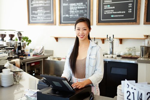 Perlukah Merekrut Karyawan Lepas untuk Usaha Musiman Saat Lebaran?