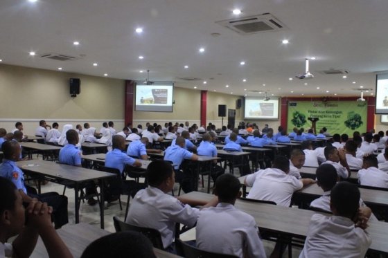SMBC Indonesia dan OJK Jateng Bekali Literasi Keuangan kepada Pelajar di Kudus