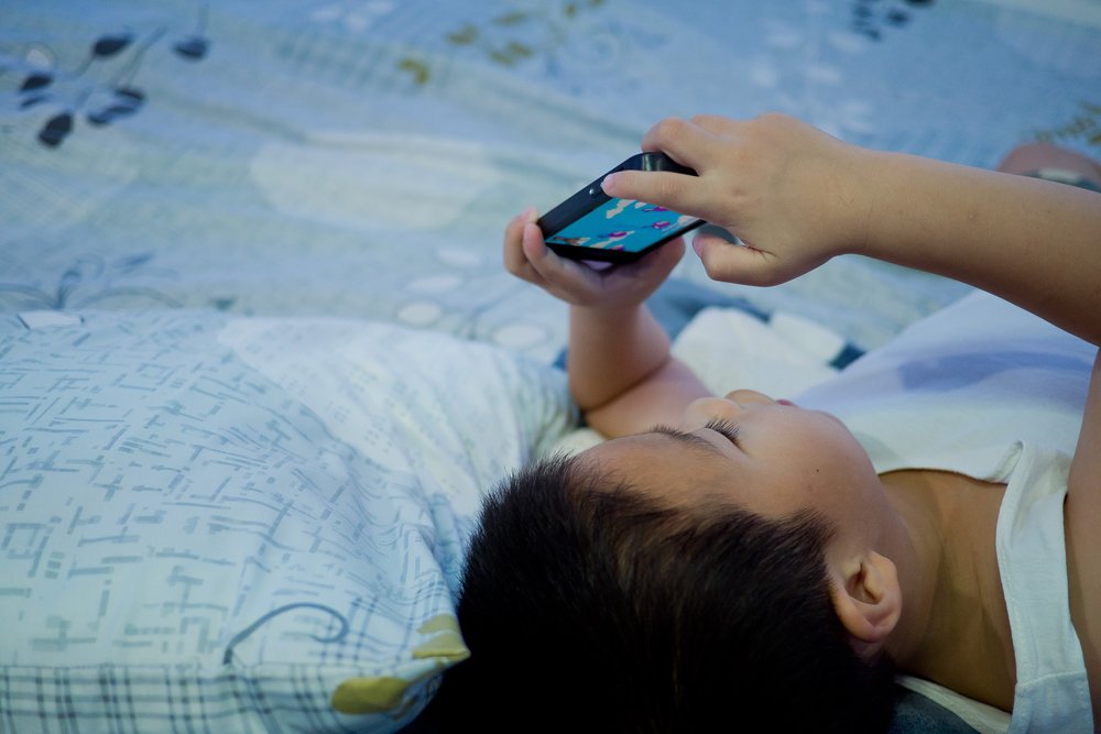 Kendalikan Penggunaan Gadget, Hindari Dampak Buruk Berikut Ini